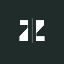 Minimalistisch logo van Aluwdoors met stalen deuren en wanden, geschikt voor maatwerk en hoogwaardige interieurafwerking.