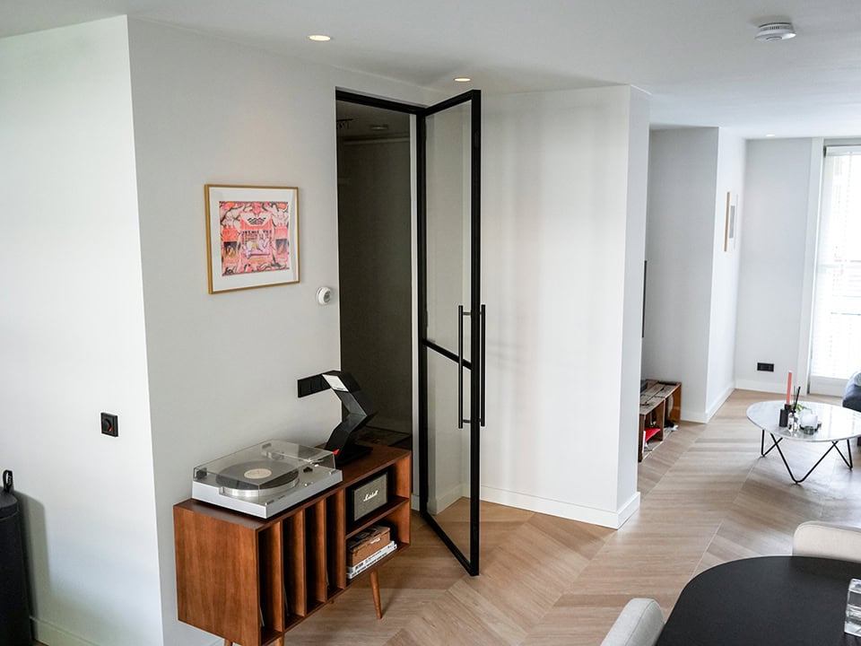 Black aluminium door